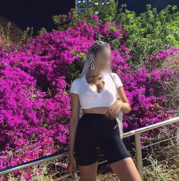 Celine, 36