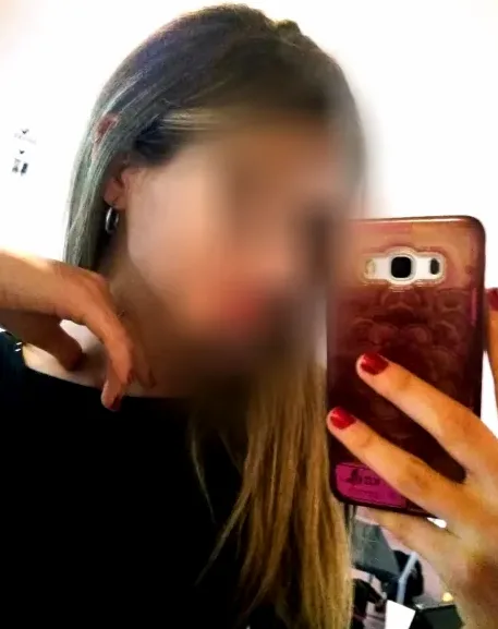 Elisabeth, 29