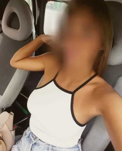 Elisabeth, 36