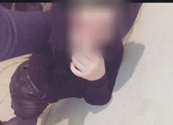 Isabella, 33
