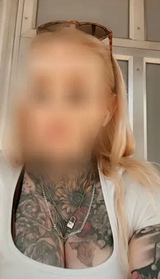 Jennifer, 37