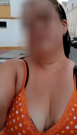 Miriam, 24
