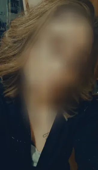 Sanja, 29