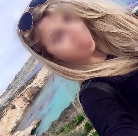 Stefanie, 34