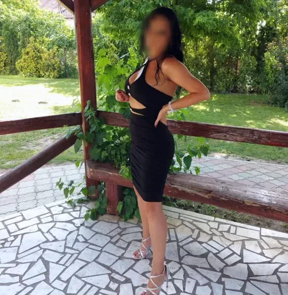 Verena, 36
